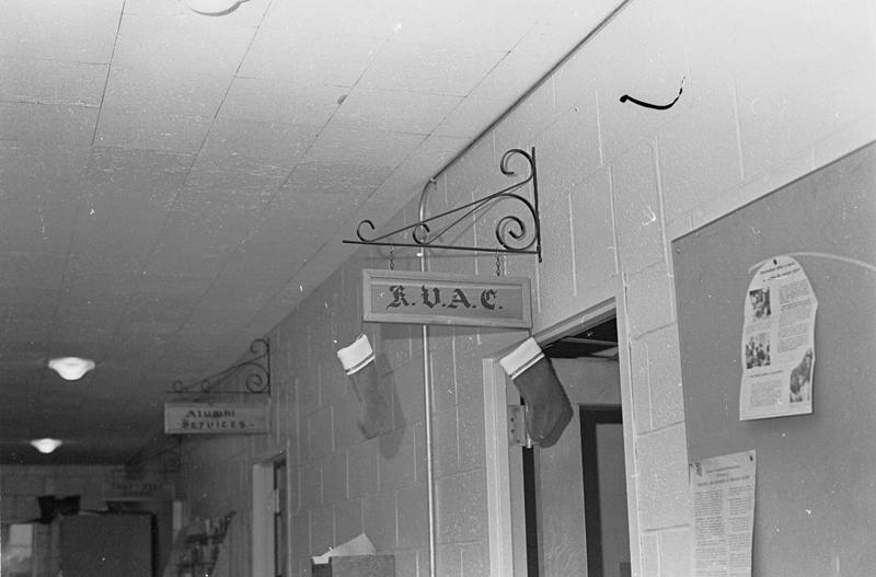 1970 Christmas - 03.JPG