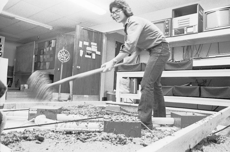1976 Pictures - 07.JPG