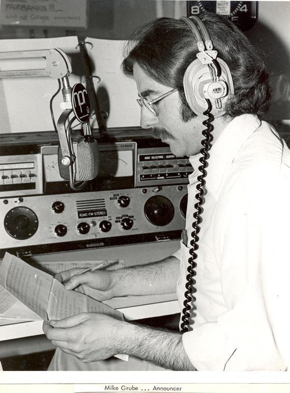 1977 Pages - 01.jpg