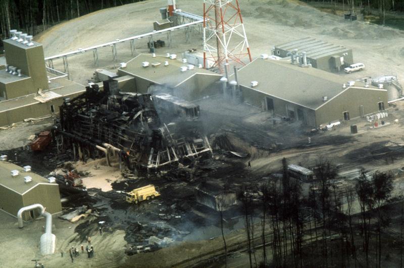 1977 Pump Station 8 burns - 012.jpg