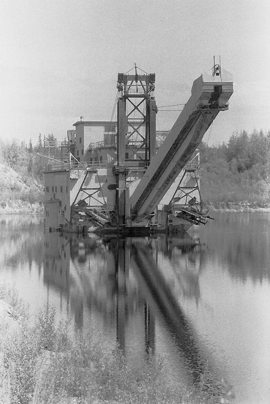 1981 Gold Dredge - 007.JPG
