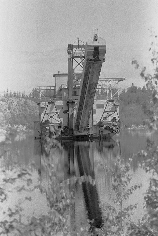 1981 Gold Dredge - 008.JPG