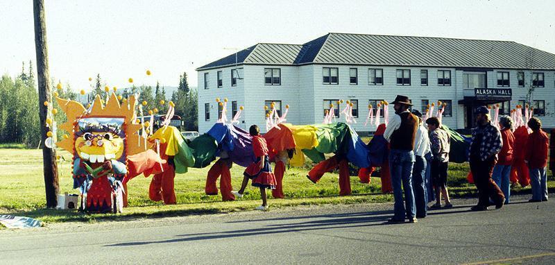 1985 Golden Days Parade - 011.jpg