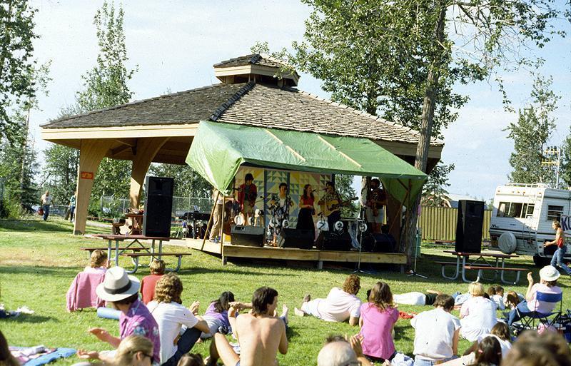 1989 Summer Folk Festival - 006.jpg