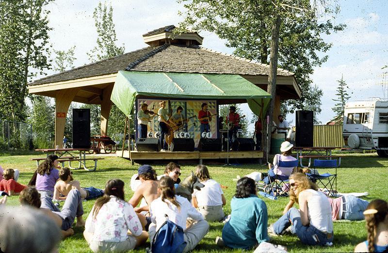 1989 Summer Folk Festival - 007.jpg
