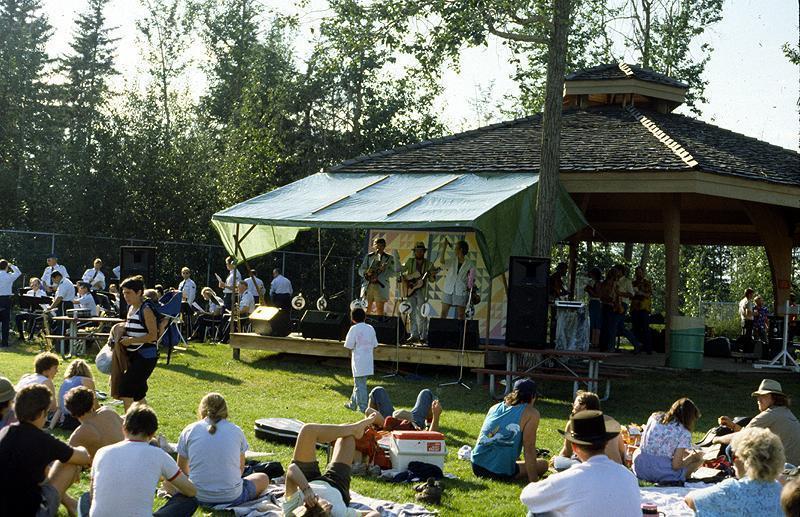 1989 Summer Folk Festival - 017.jpg