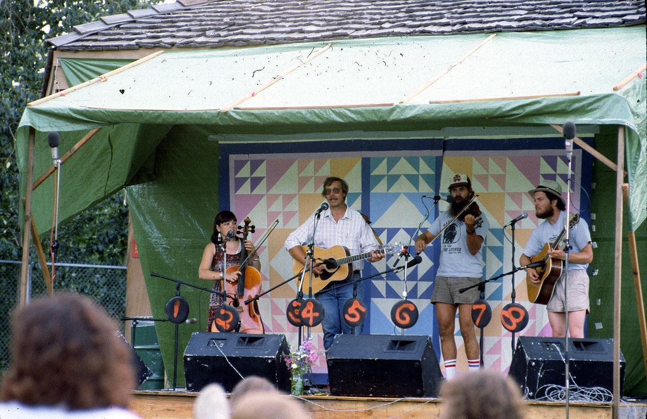 1989 Summer Folk Festival - 030.jpg