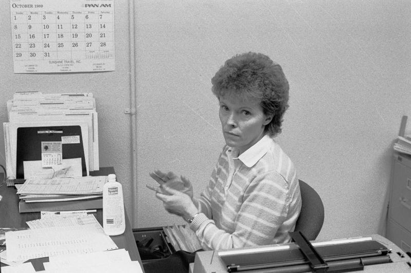1990 People around KUAC - 006.JPG