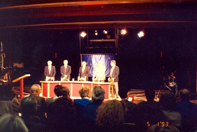 1993 Pages - 009.jpg