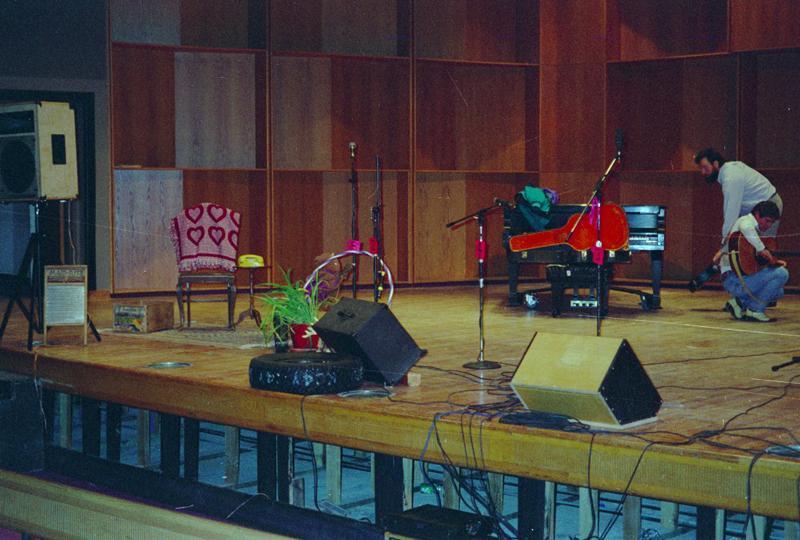 1993 Sub-Arctic Homemade Radio Show - 015.JPG