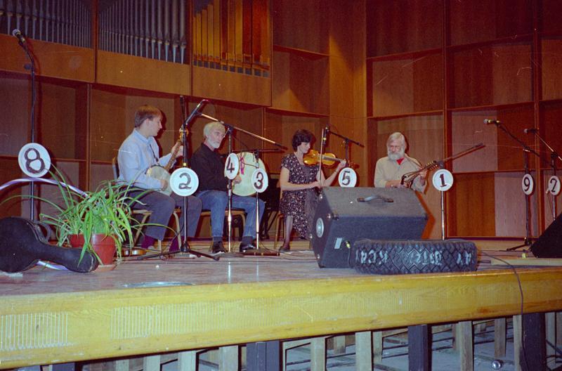 1993 Sub-Arctic Homemade Radio Show - 055.JPG