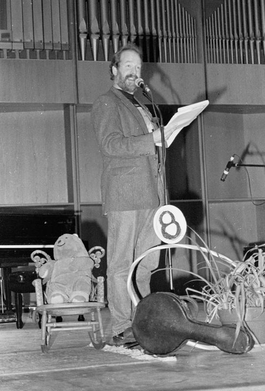 1993 Sub-Arctic Homemade Radio Show - 095.JPG