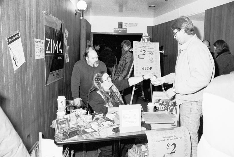 1994 Winter Folk Fest - 016.JPG
