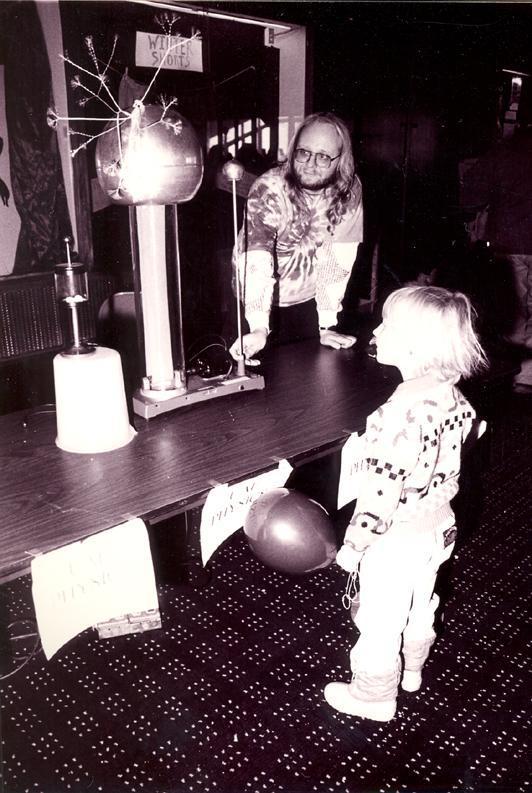 1995 Family Day - 041.jpg