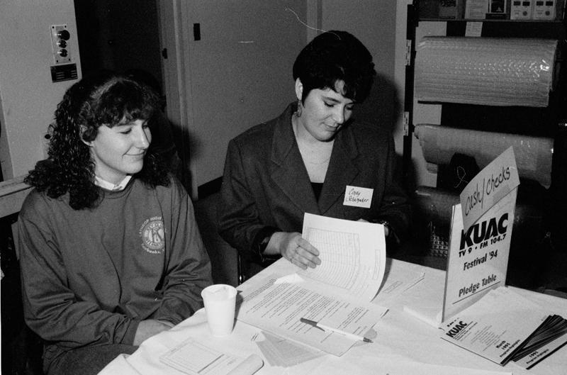 1995 Poster Signing at SBS - 029.JPG