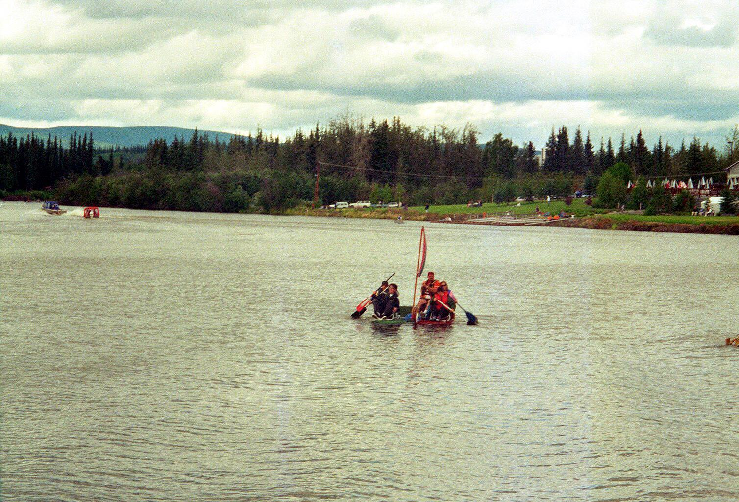 2000 Red Green Regatta - 002.jpg