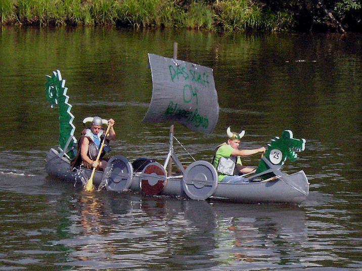 2004 Red Green Regatta - 010.jpg