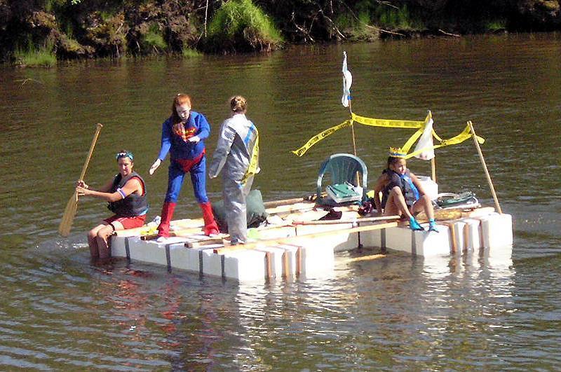 2004 Red Green Regatta - 025.jpg