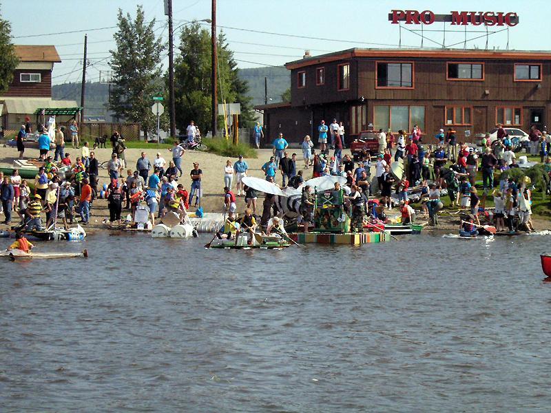 2005 Red Green Regatta - 004.JPG