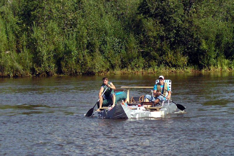 2005 Red Green Regatta - 039.JPG