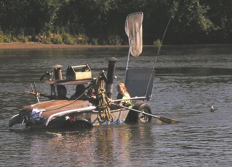 2006 Red Green Regatta - 020.JPG
